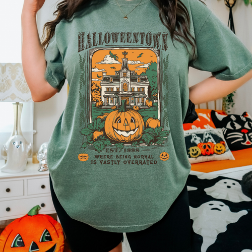 HALLOWEENTOWN TEE