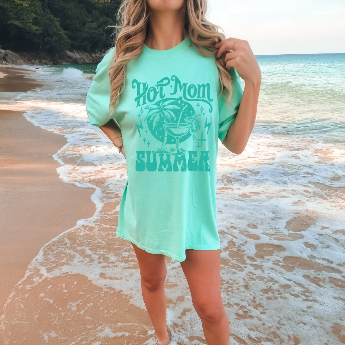 HOT MOM SUMMER TEE