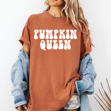 Load image into Gallery viewer, PUMPKIN QUEEN TEE