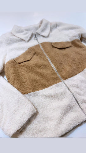 COZY NEUTRAL ZIP-UP SHERPA